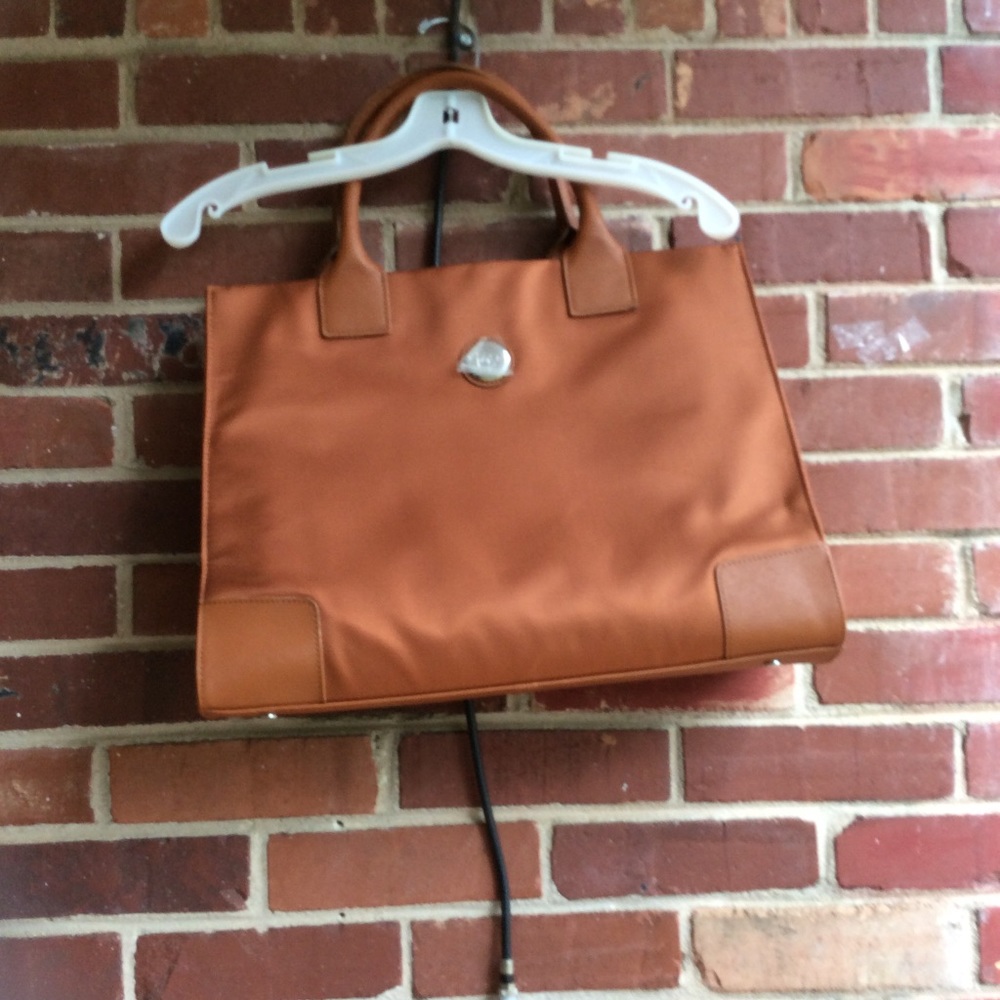 Joy 👜